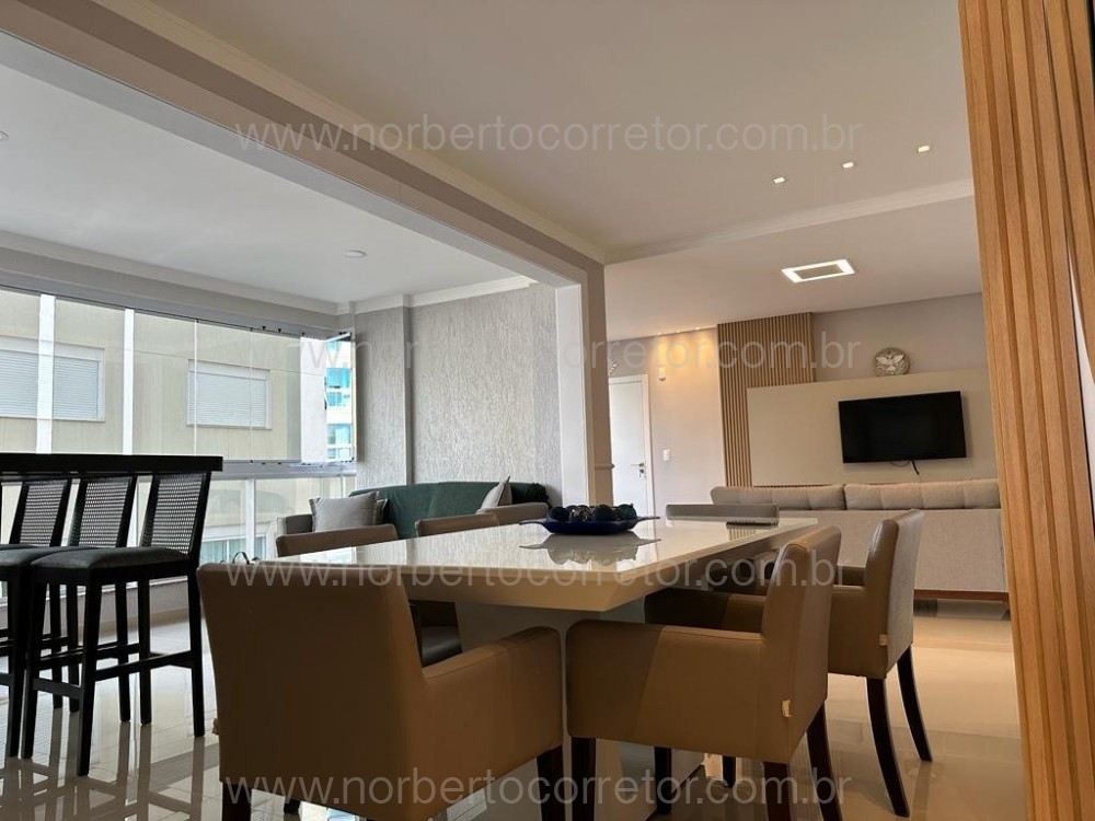 Apartamento 3 sutes, Meia Praia, Itapema SC