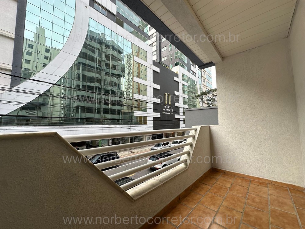 Apartamento 3 dormitrios , Meia Praia, Itapema SC