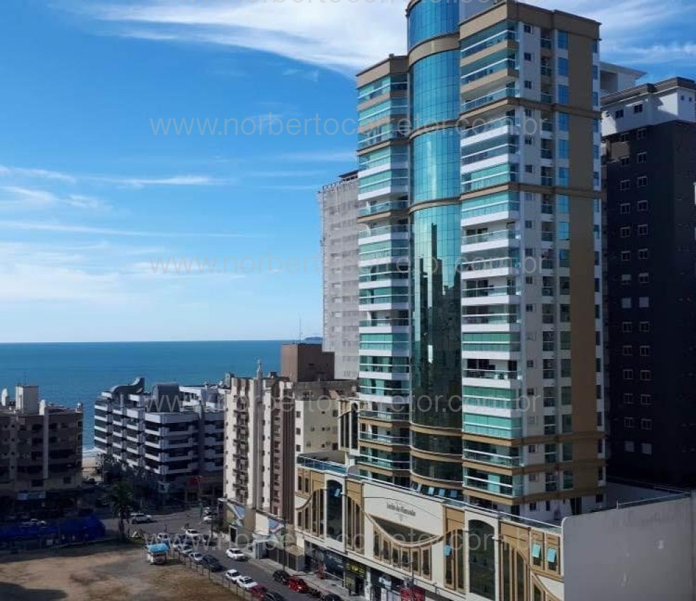 Residencial Alamandas apartamento venda Meia Praia