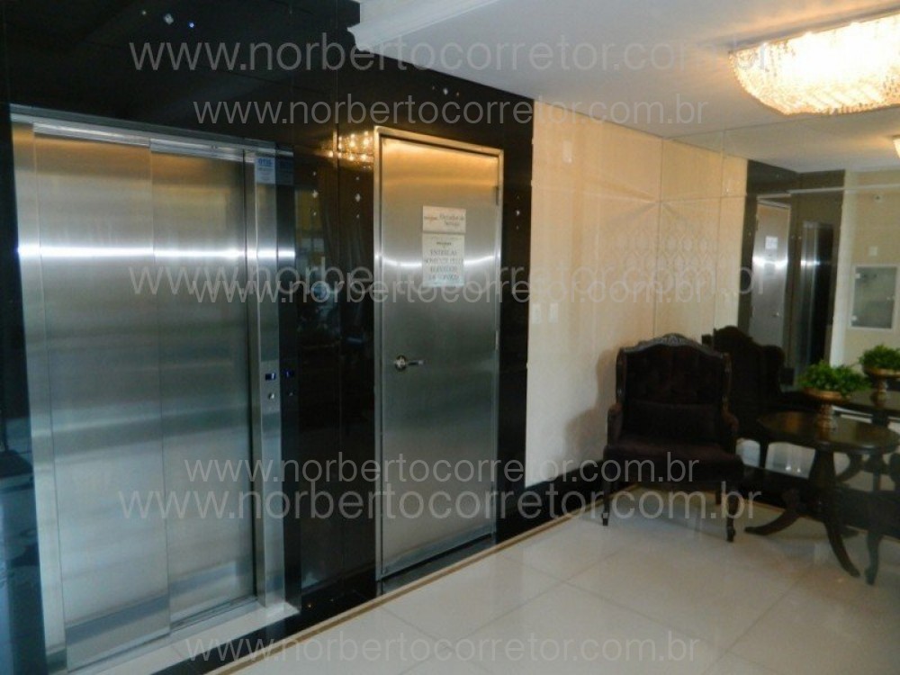 Residencial Alamandas apartamento venda Meia Praia