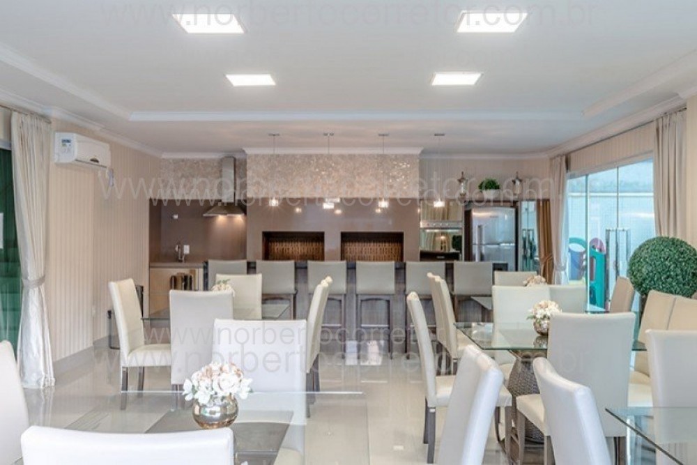 Residencial Alamandas apartamento venda Meia Praia