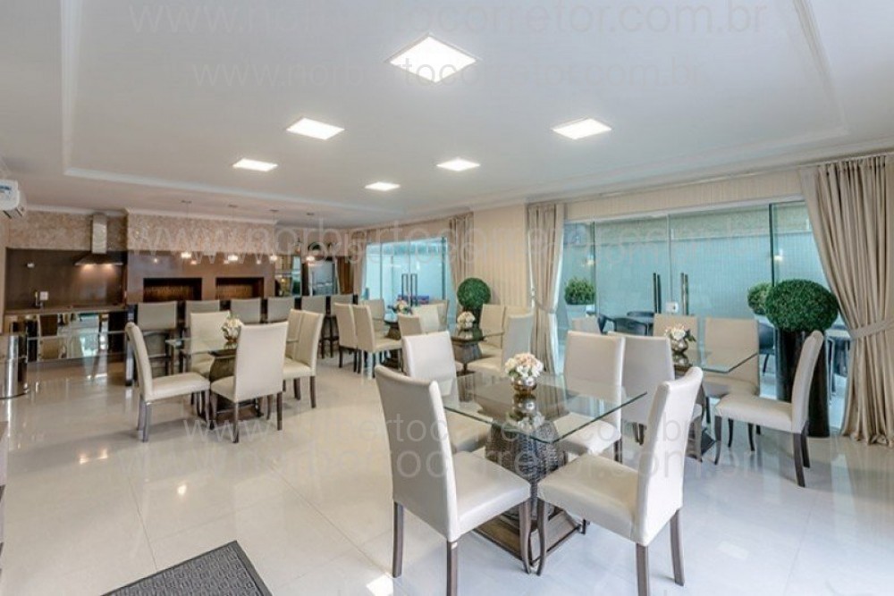 Residencial Alamandas apartamento venda Meia Praia