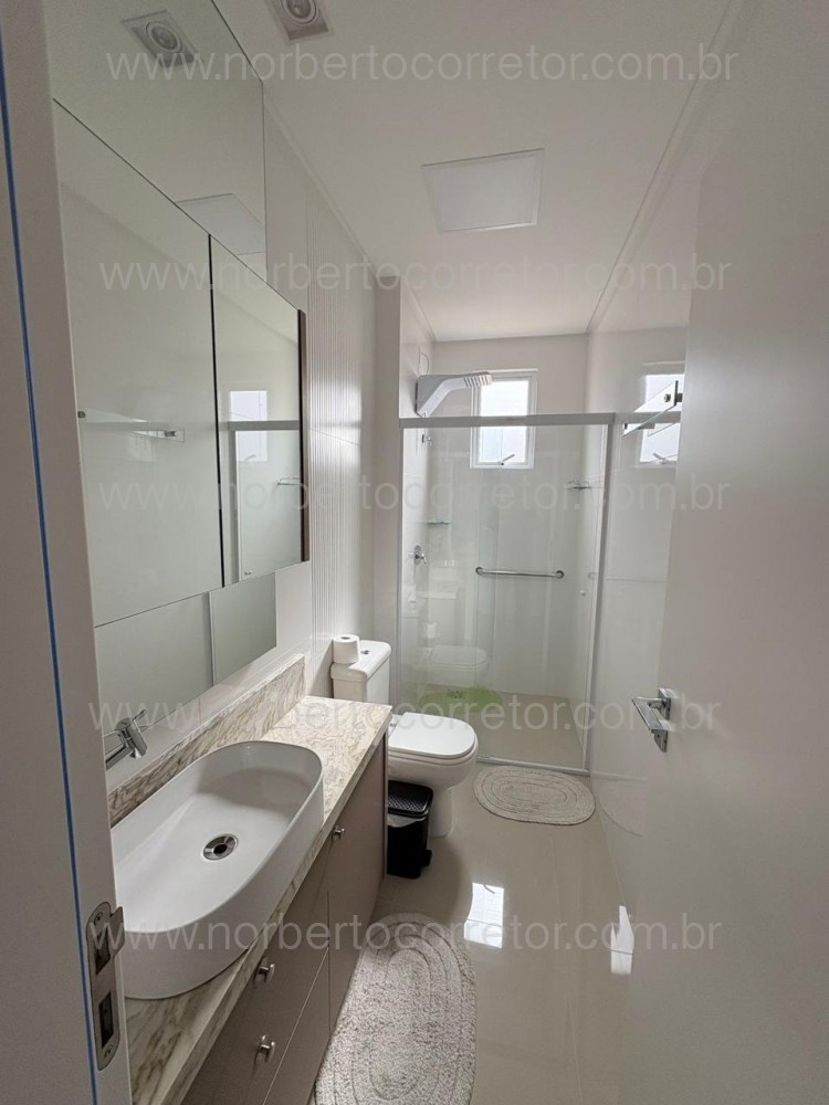 Apartamento 3 su�tes, Meia Praia, Itapema SC