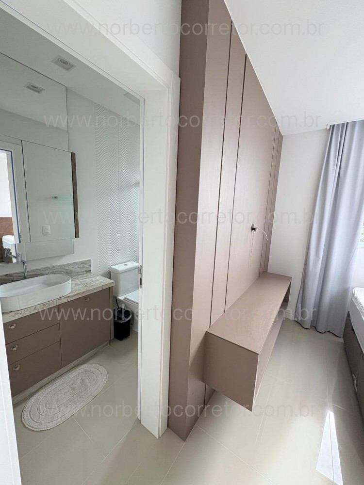 Apartamento 3 su�tes, Meia Praia, Itapema SC