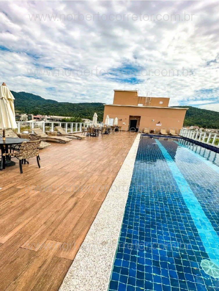 Apartamento 02 Dormit�rios Totalmente Mobiliado LO