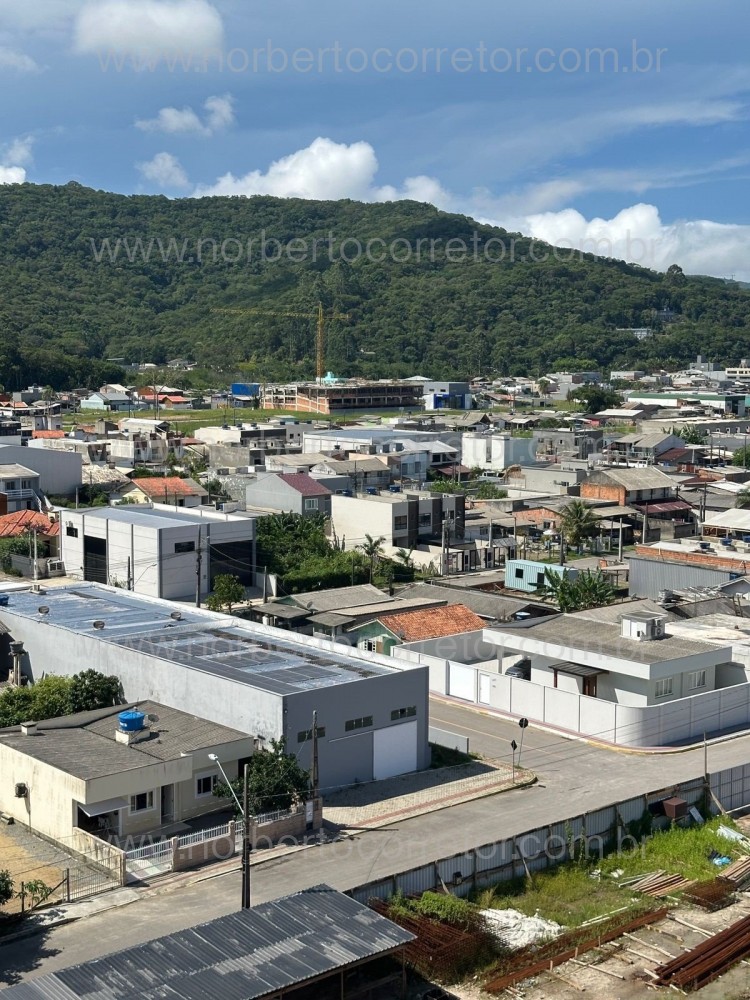 Apartamento 02 Dormit�rios Totalmente Mobiliado LO