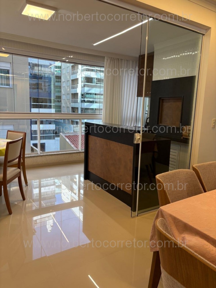 Apartamento 3 su�tes, Meia Praia, Itapema SC 