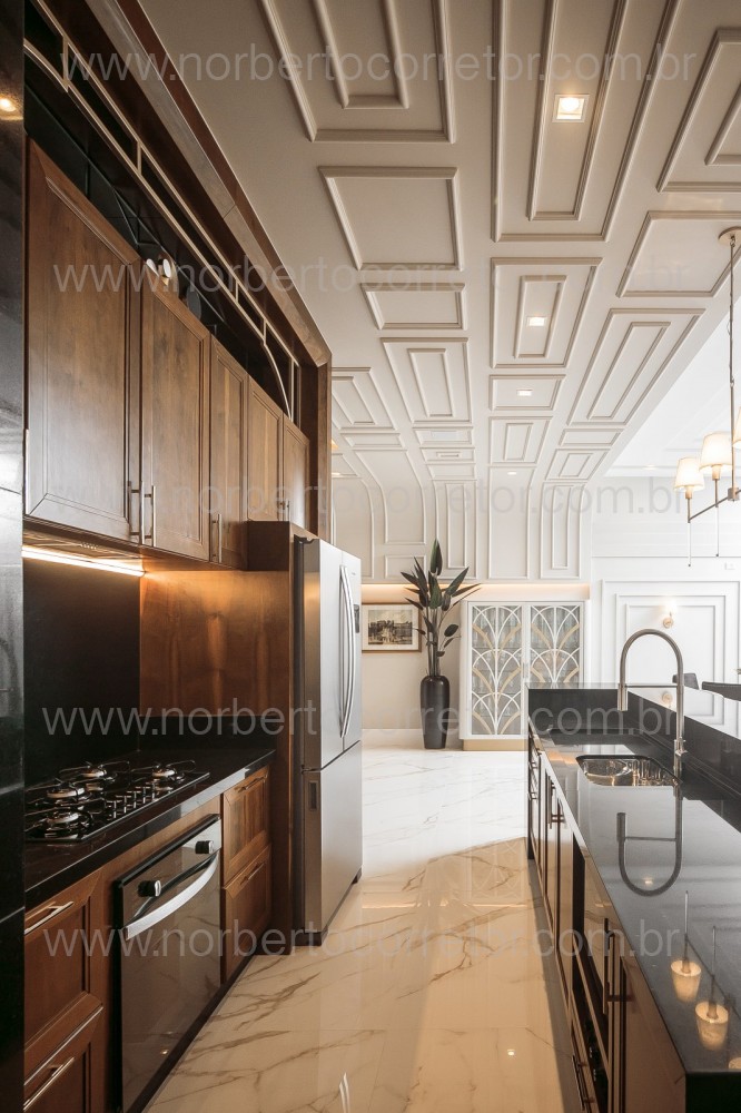 Apartamento 4 su�tes Meia Praia - Itapema SC