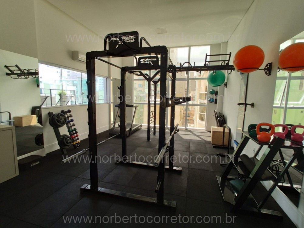 Apartamento 4 su�tes, Meia Praia, Itapema SC