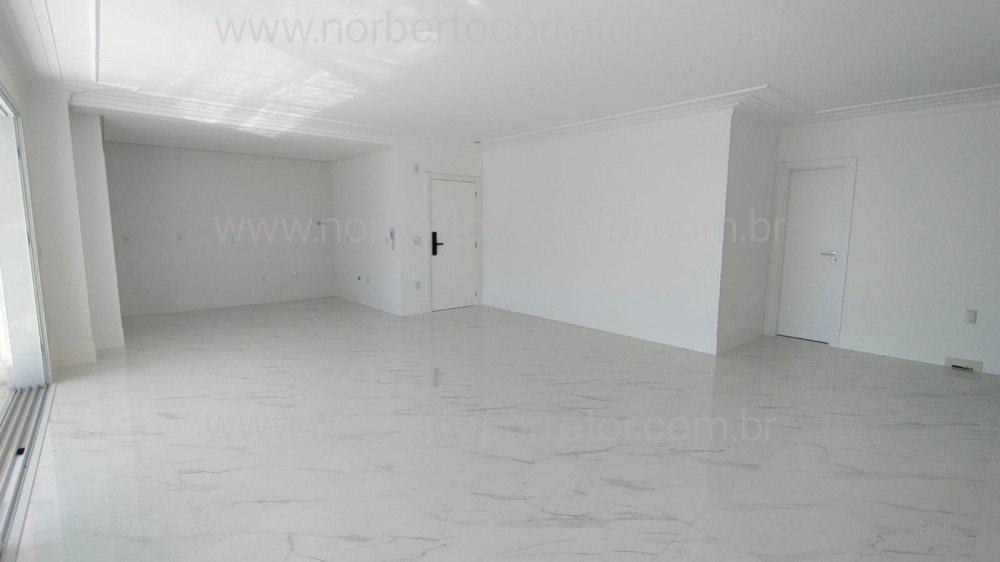 Apartamento 4 su�tes Meia Praia, Itapema SC