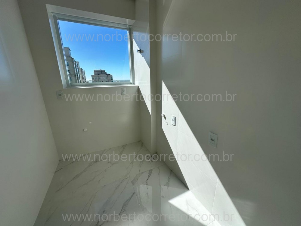 Apartamento 4 su�tes Meia Praia, Itapema SC
