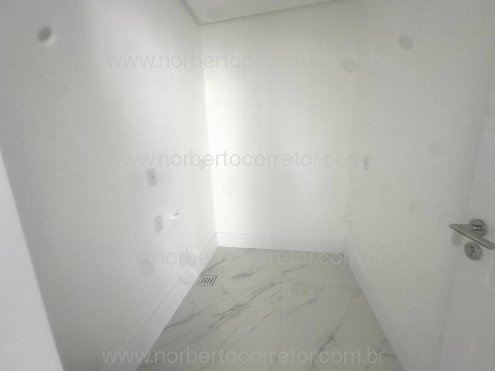 Apartamento 3 su�tes, Quadra Mar, Itapema SC