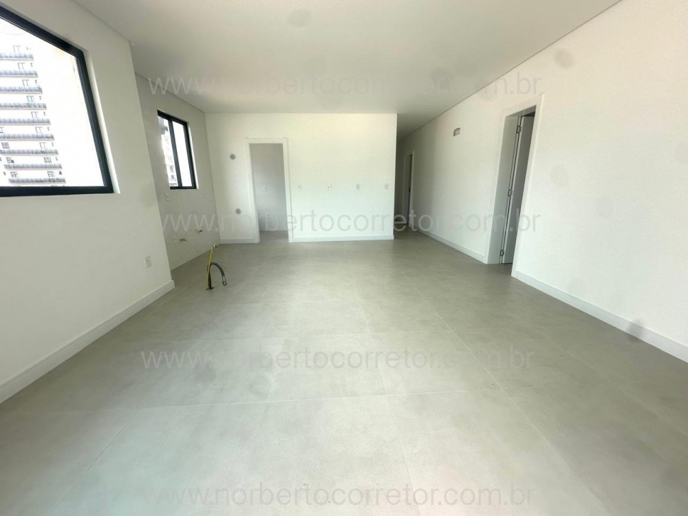 APARTAMENTO NO PREMIUM RESIDENCE, PORTO BELO SC