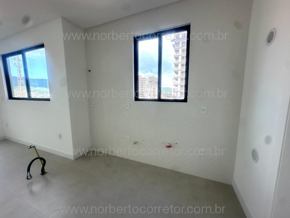 APARTAMENTO NO PREMIUM RESIDENCE, PORTO BELO SC