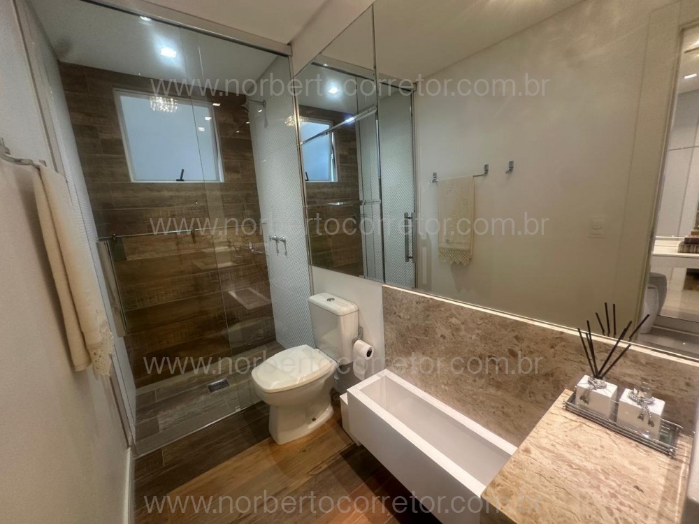 EDIFICIO PARIS , SEGUNDA QUADRA DO MAR 