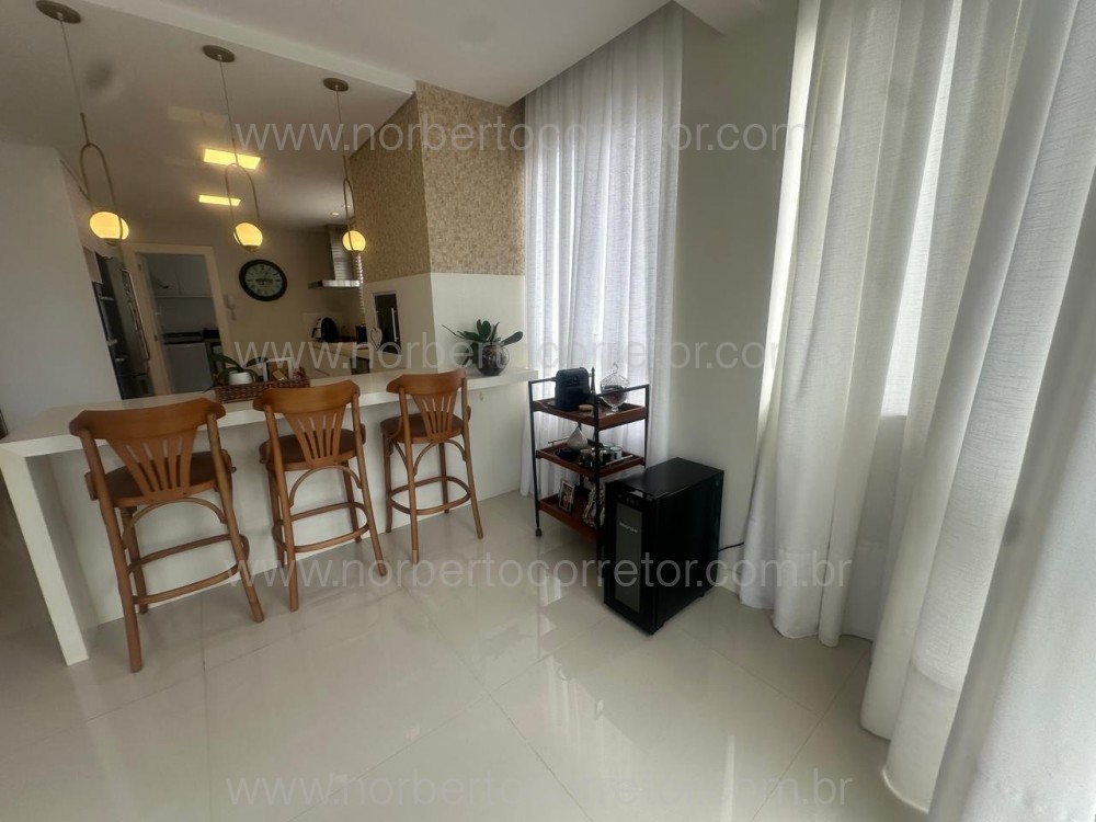 EDIFICIO PARIS , SEGUNDA QUADRA DO MAR 