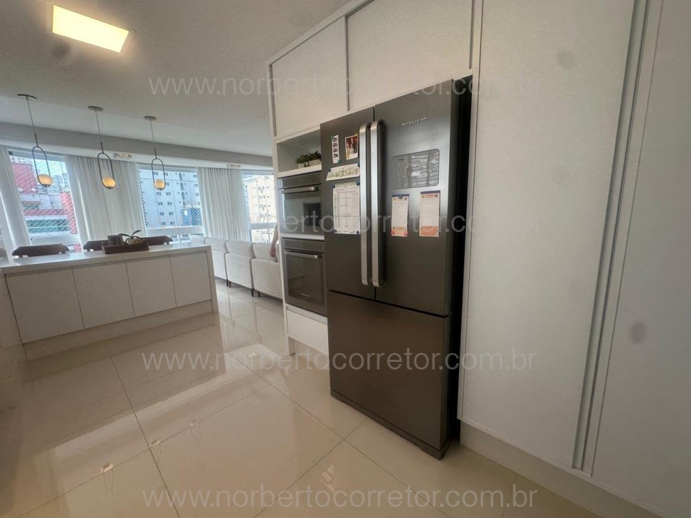 EDIFICIO PARIS , SEGUNDA QUADRA DO MAR 