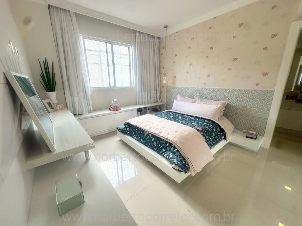 EDIFICIO PARIS , SEGUNDA QUADRA DO MAR 