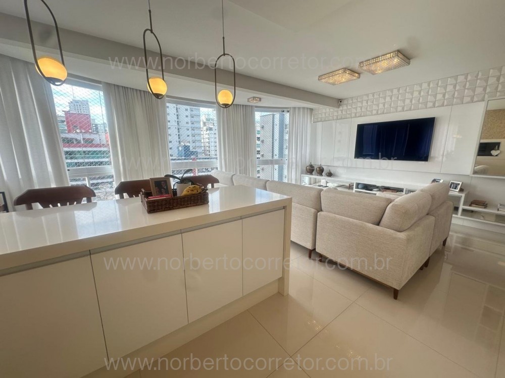 EDIFICIO PARIS , SEGUNDA QUADRA DO MAR 