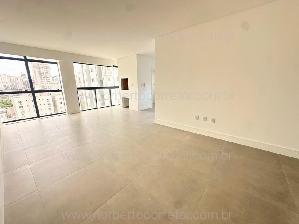 Apartamento 3 su�tes, Meia Praia, Itapema SC