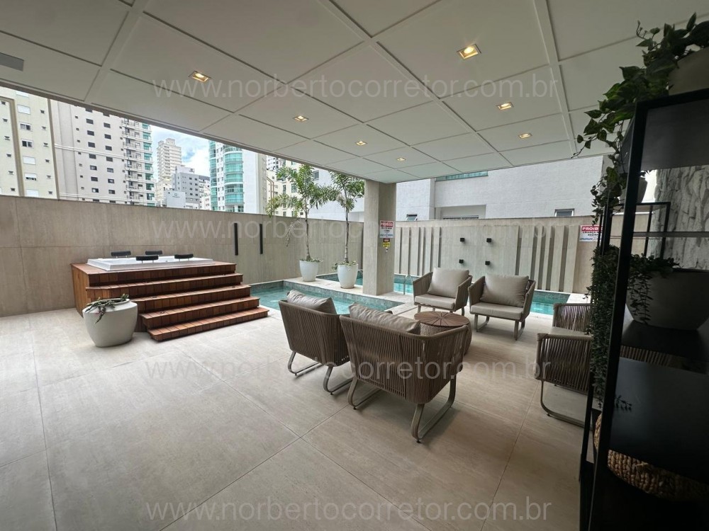 Apartamento 3 su�tes, Meia Praia, Itapema SC