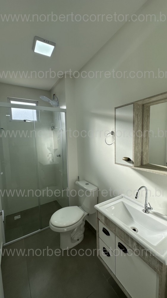 Aluguel Anual Itapema SC, 2 dormit�rios com Lazer 
