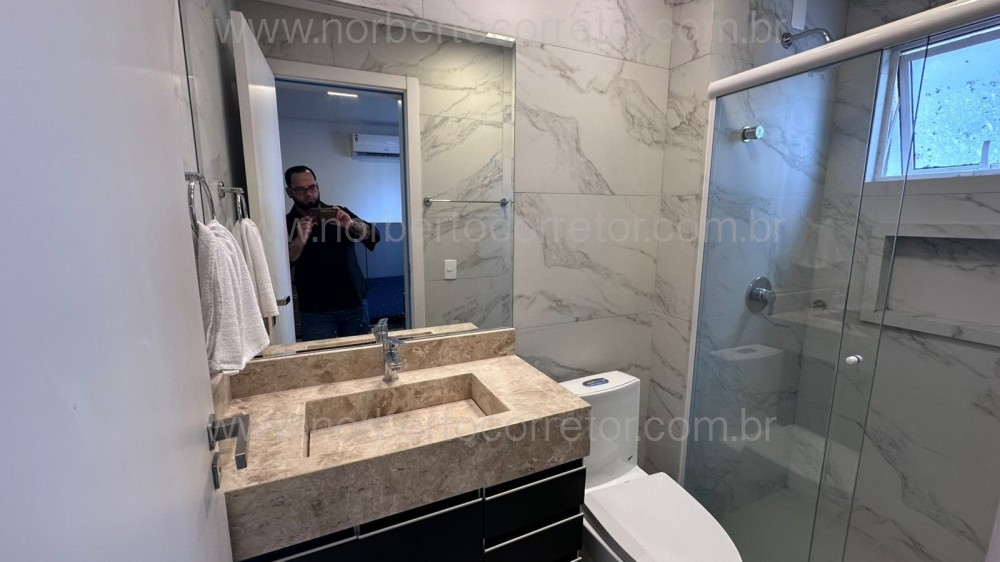 Apartamento quadra mar , mobiliado , Porto Belo SC