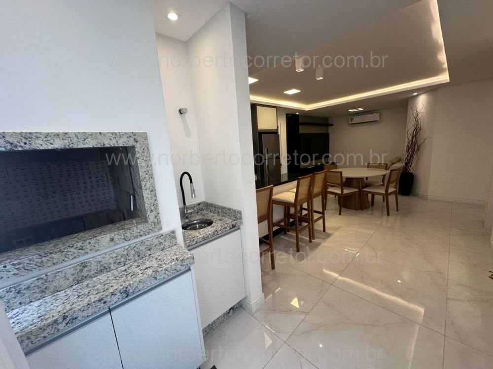 Apartamento quadra mar , mobiliado , Porto Belo SC