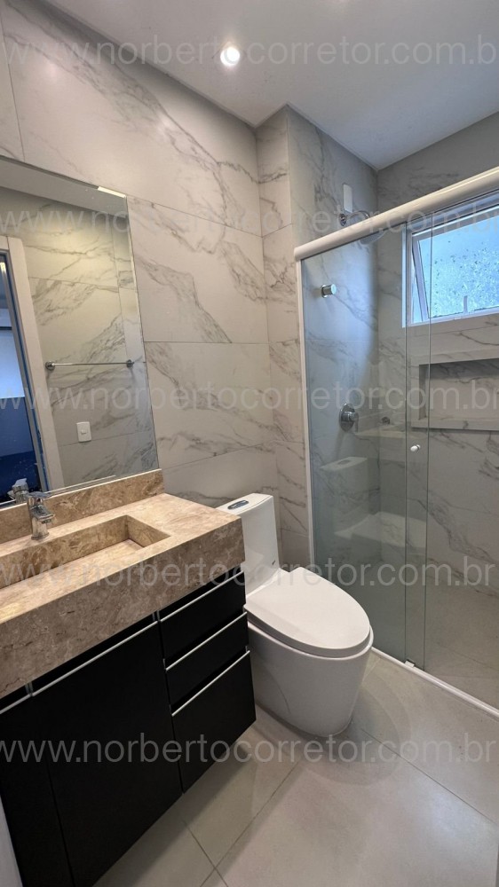 Apartamento quadra mar , mobiliado , Porto Belo SC