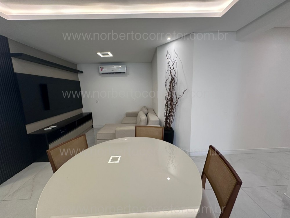 Apartamento quadra mar , mobiliado , Porto Belo SC