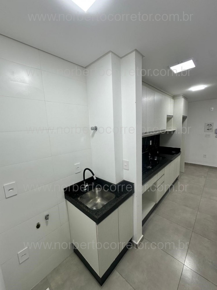 Aluguel Anual Itapema SC, 2 dormit�rios com Lazer