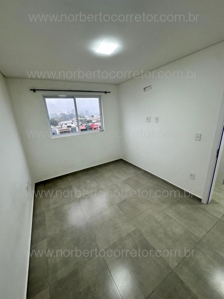 Aluguel Anual Itapema SC, 2 dormit�rios com Lazer
