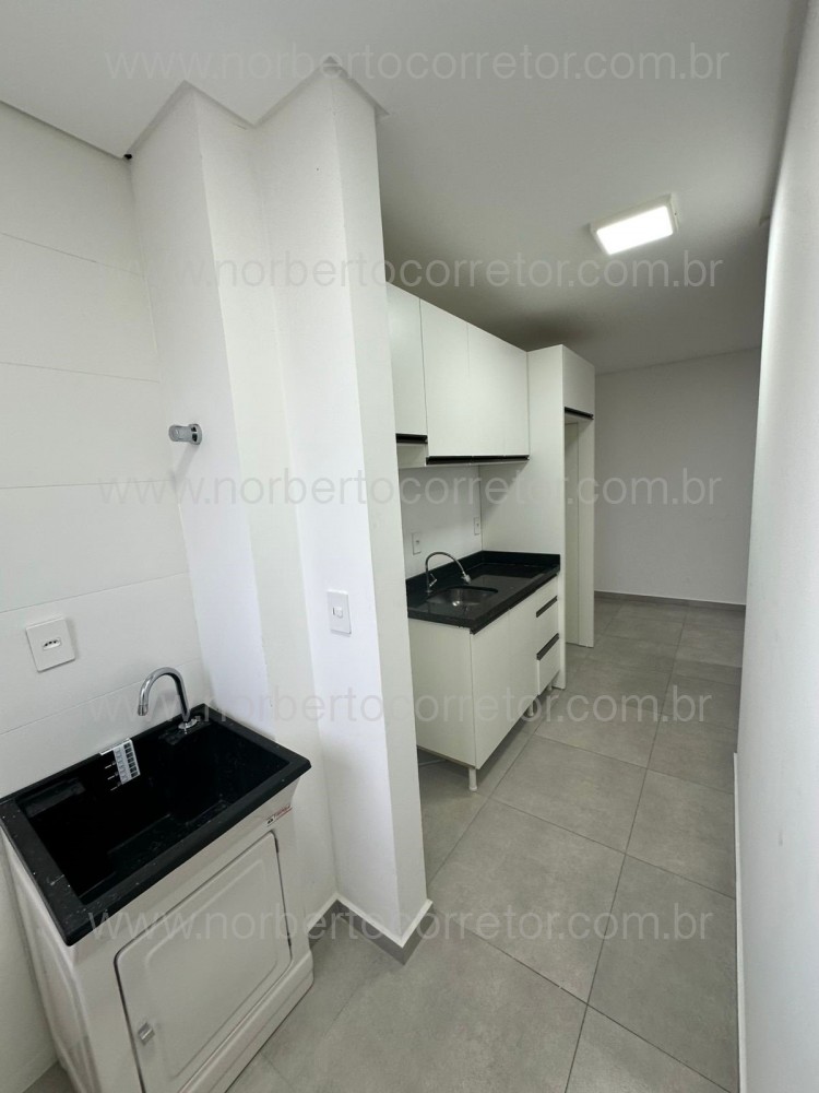 Aluguel Anual Itapema SC, 2 dormit�rios com Lazer