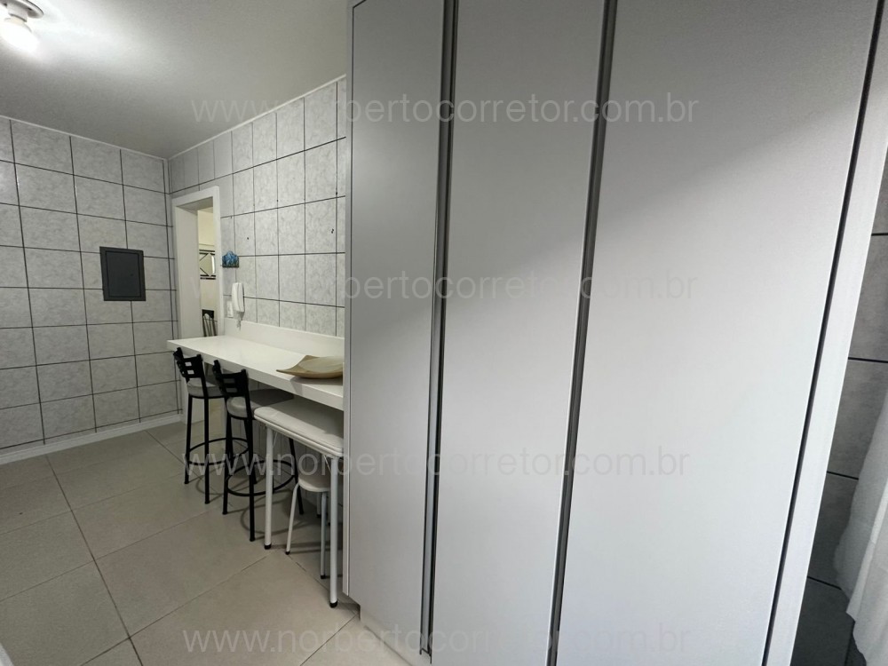 Apartamento 2 dormit�rios mobiliado, Itapema SC 
