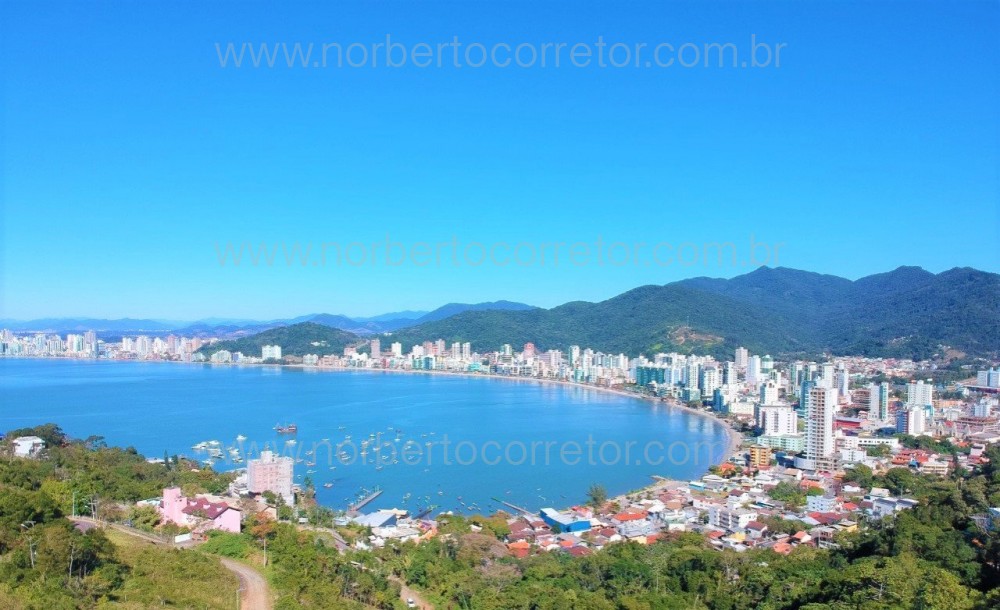 MANS�O VISTA MAR , CANTO DA PRAIA , ITAPEMA SC 