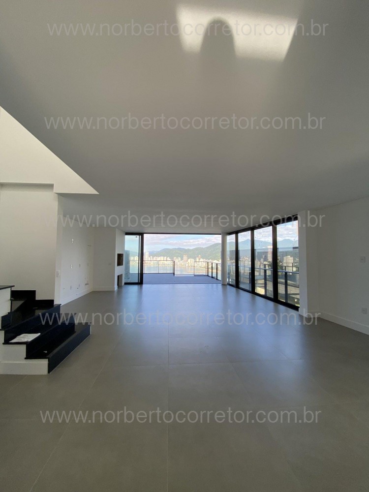 MANS�O VISTA MAR , CANTO DA PRAIA , ITAPEMA SC 