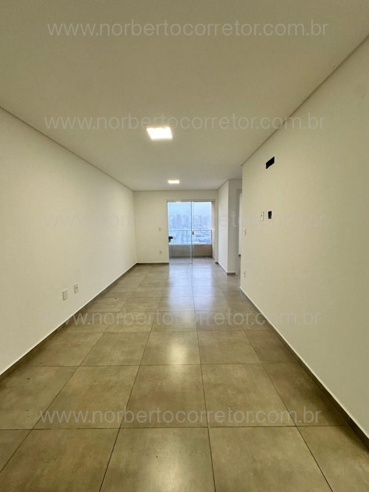 Aluguel Anual Itapema SC, 2 dormit�rios com Lazer