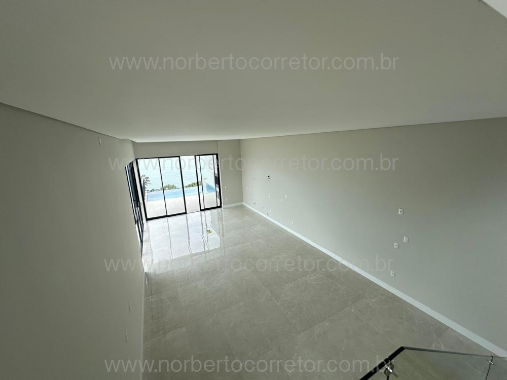 MANS�O VISTA MAR , CANTO DA PRAIA , ITAPEMA SC 