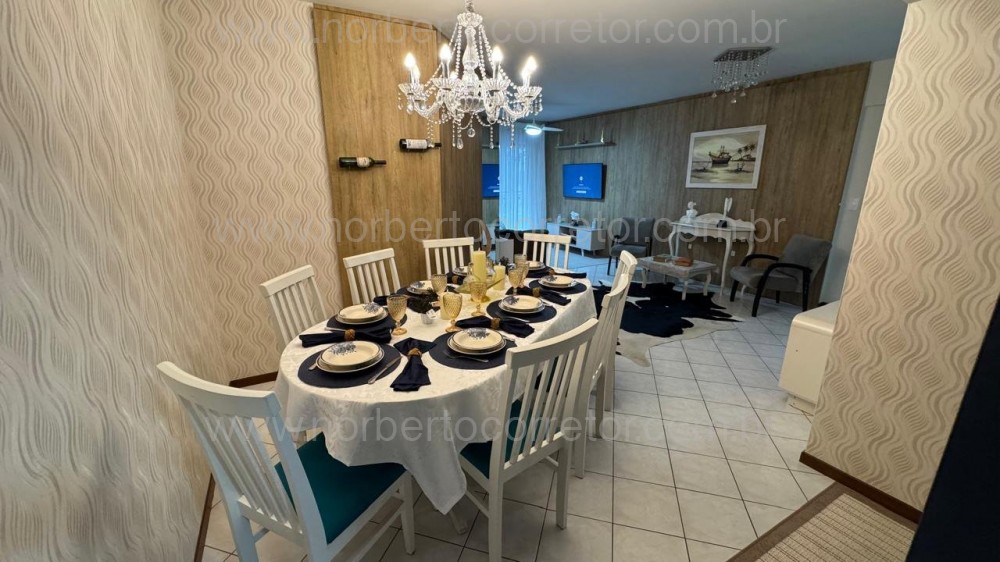 Apartamento 4 dormit�rios quadra mar, Itapema SC 