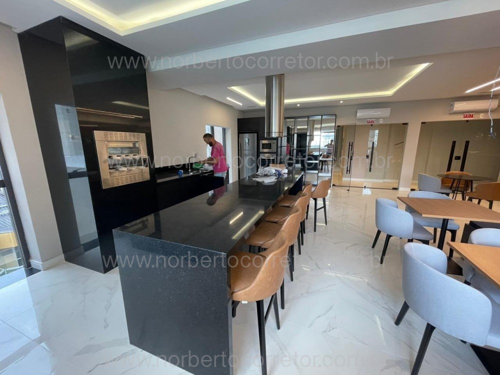 Apartamento 3 dormit�rios 2 Quadra Mar  Itapema SC