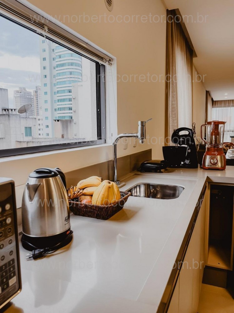 Apartamento 3 dormit�rios 2 Quadra Mar  Itapema SC