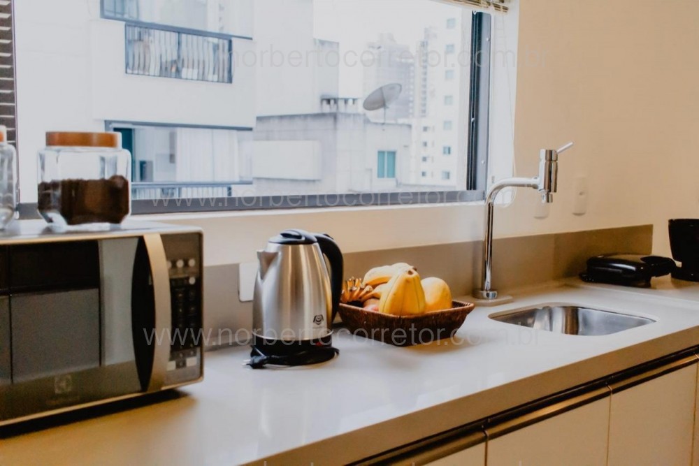 Apartamento 3 dormit�rios 2 Quadra Mar  Itapema SC