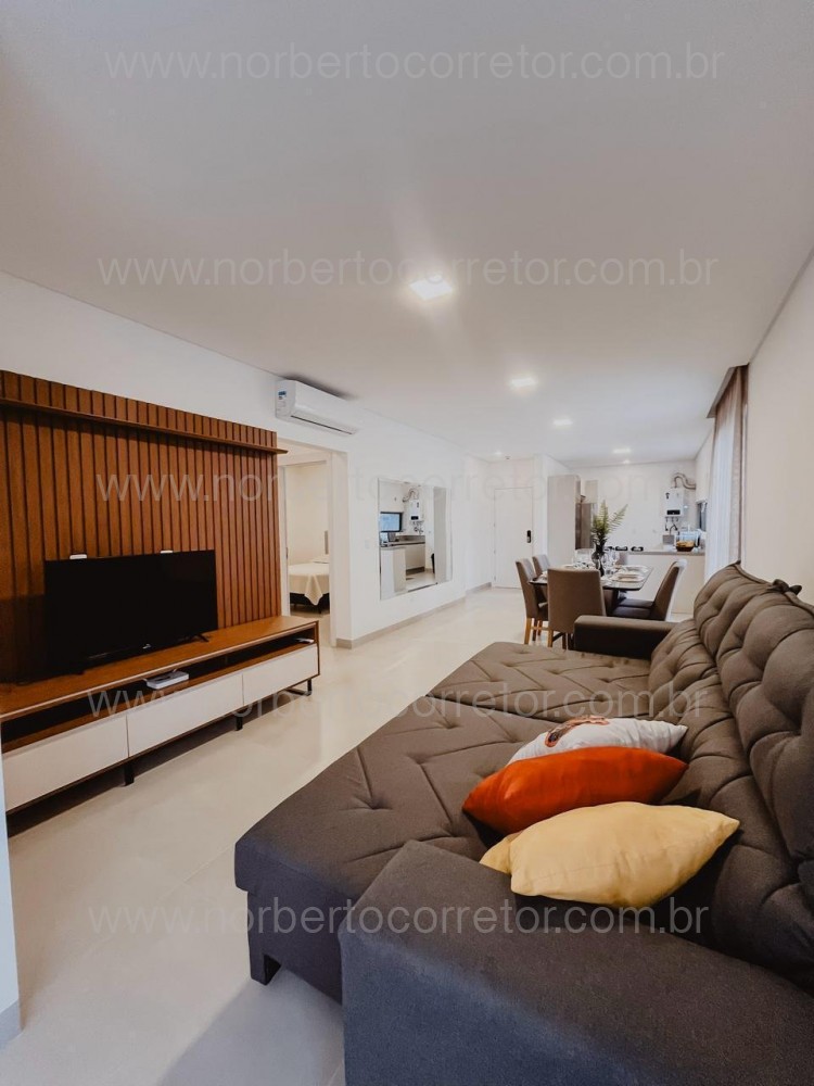 Apartamento 3 dormit�rios 2 Quadra Mar  Itapema SC