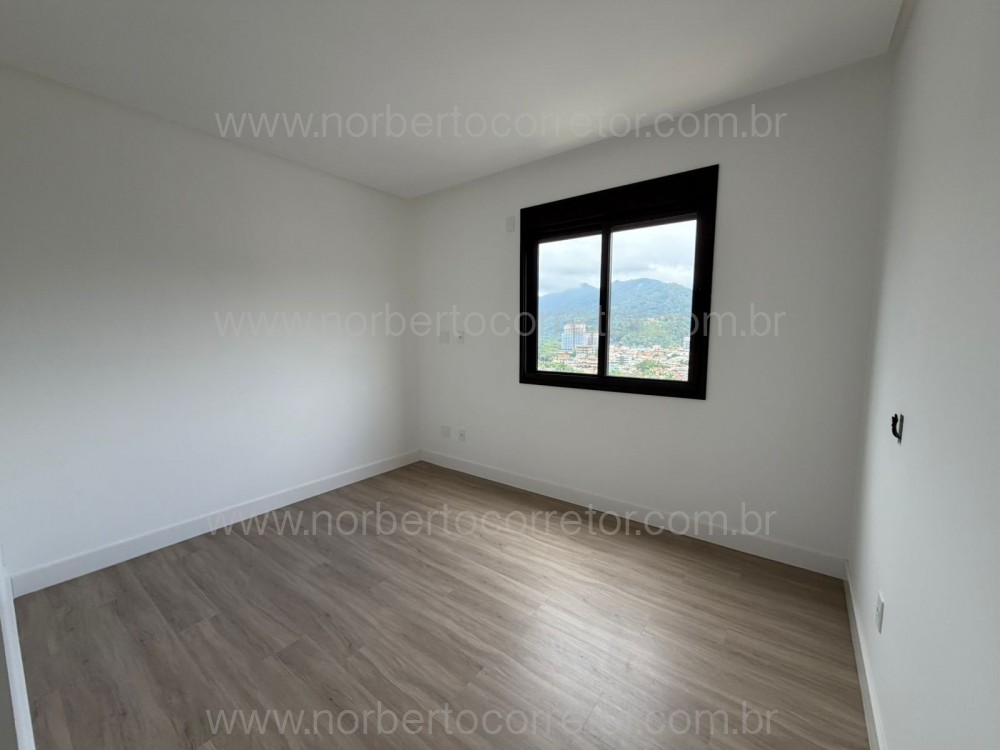 Apartamento 3 su�tes, centro de  Itapema SC