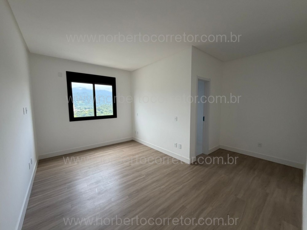 Apartamento 3 su�tes, centro de  Itapema SC