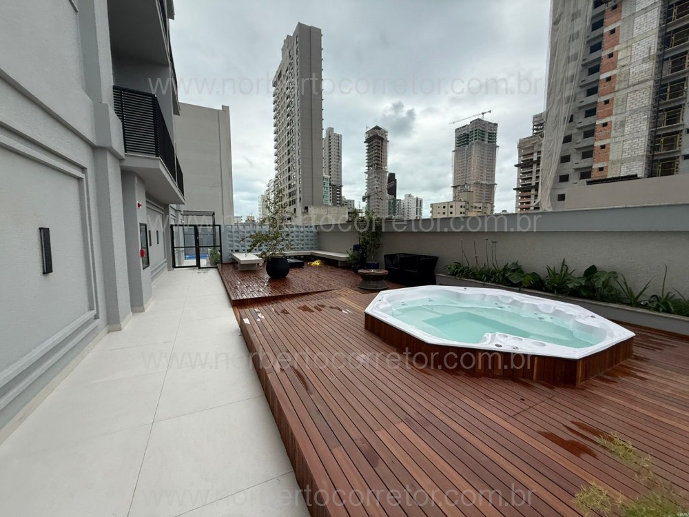 Apartamento 3 su�tes, centro de  Itapema SC