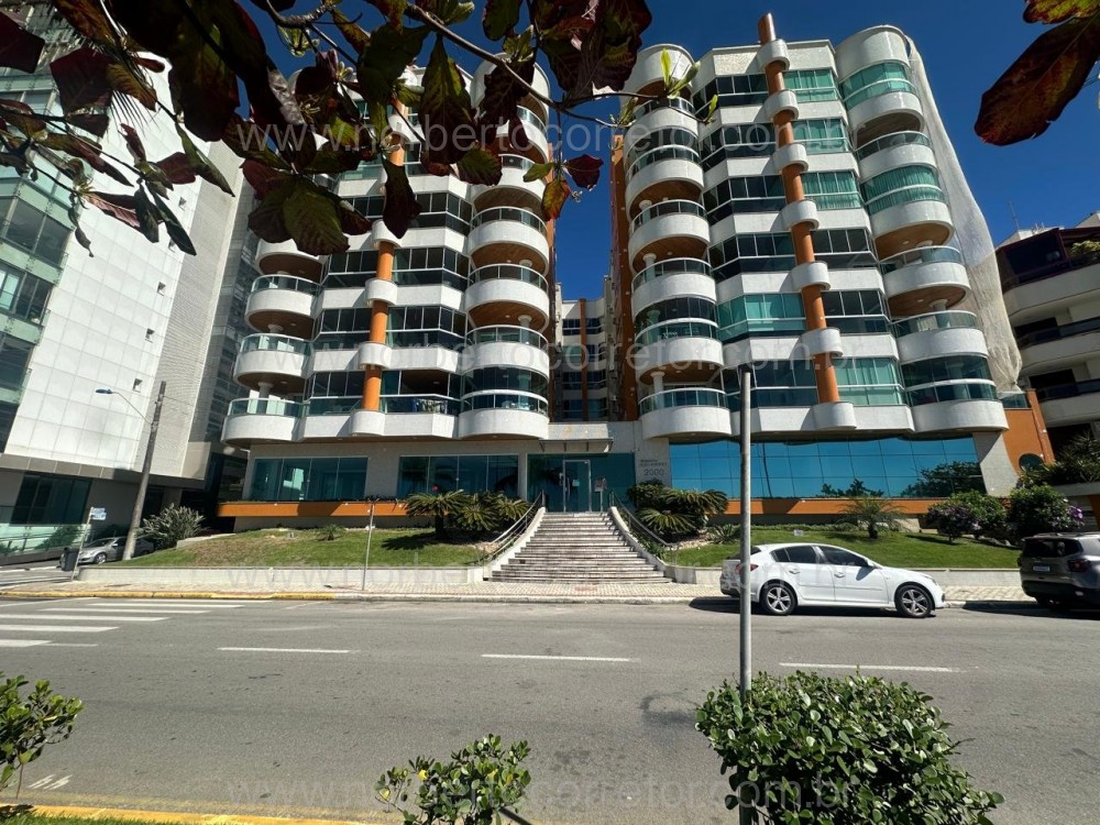 Apartamento P� NA AREIA , Centro de Itapema SC 
