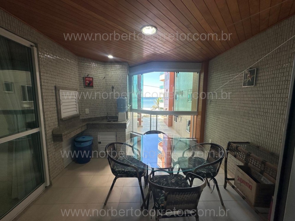 Apartamento P� NA AREIA , Centro de Itapema SC 