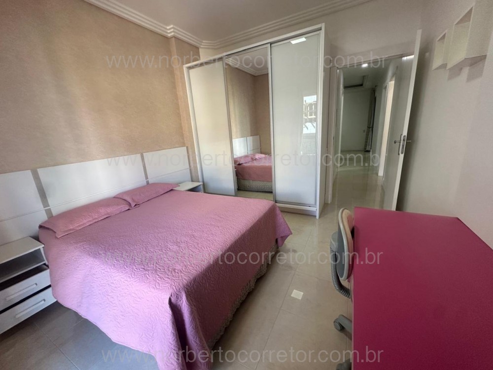 Apartamento P� NA AREIA , Centro de Itapema SC 