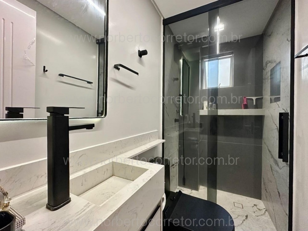 Apartamento 2 quadra mar , Meia Praia, Itapema SC 